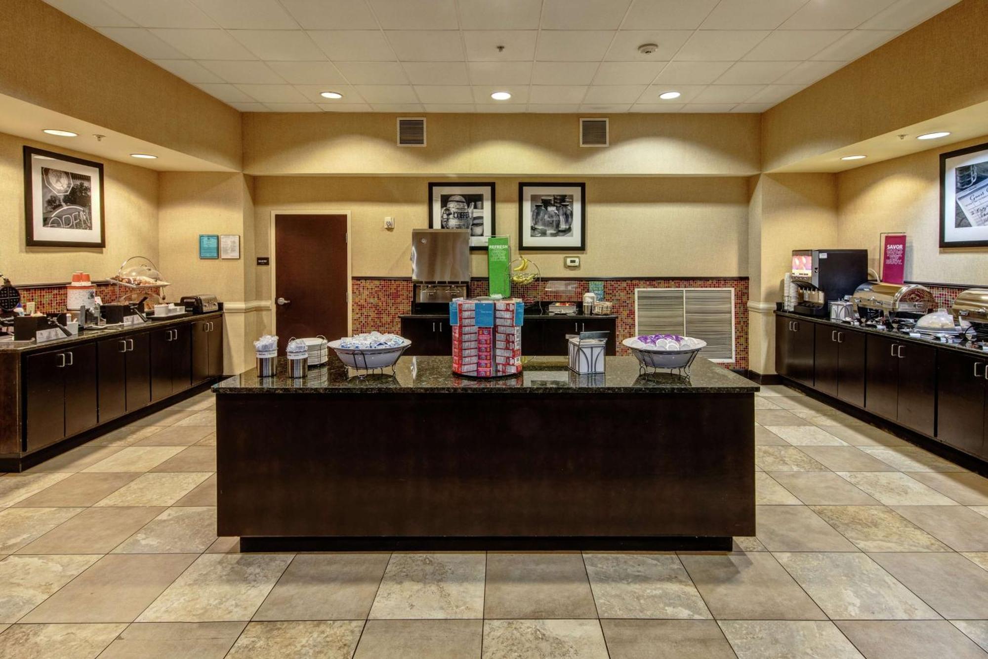 Hampton Inn Jacksonville Exterior photo